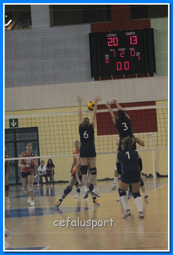 121110 sport2 551_tn.jpg